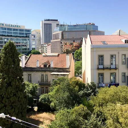 O Quinto Esquerdo Лісабон